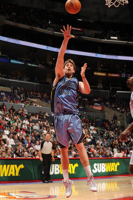 而博格丹虽 而博格丹虽