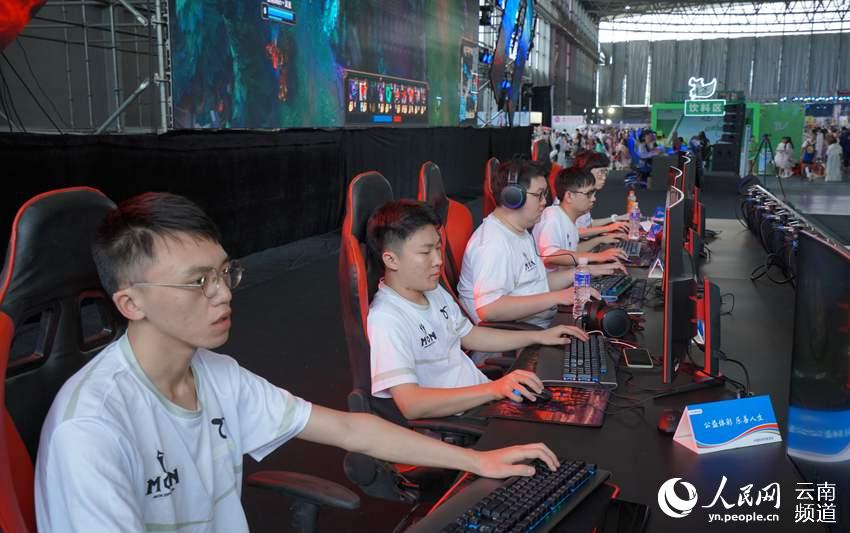 球智慧与天 球智慧与天