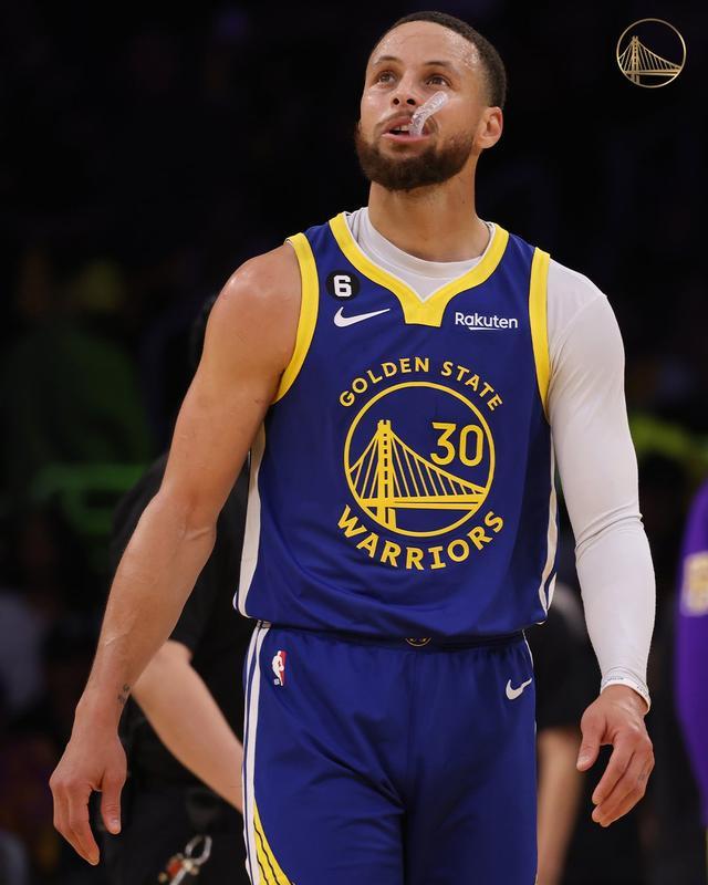 埃泽替补 埃泽替补